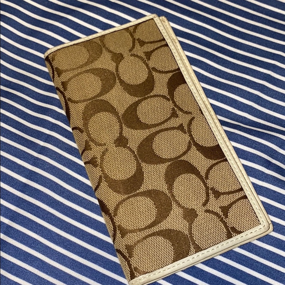 Coach Checkbook Wallet